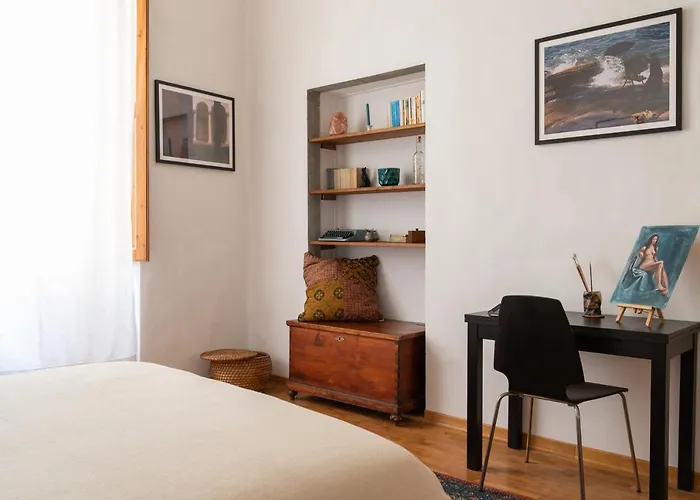 Spacious Family Flat S. Spirito 8 Sleeps
