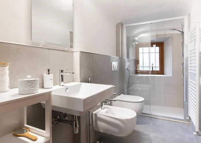 Apartment Spacious Family Flat S. Spirito 8 Sleeps *