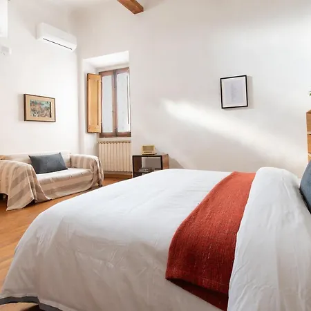 Apartment Spacious Family Flat S. Spirito 8 Sleeps *